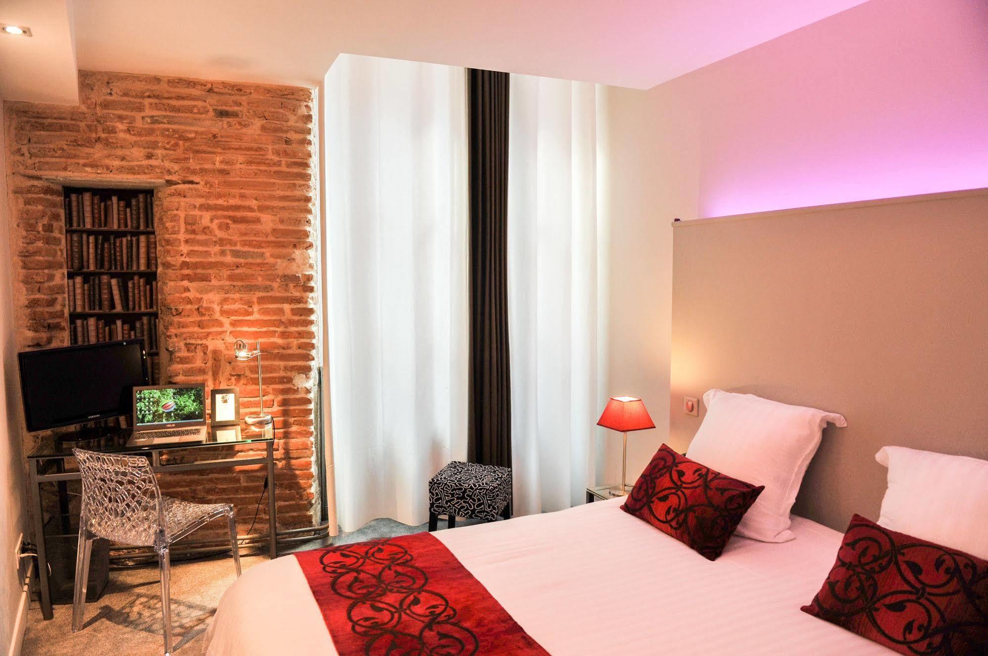 Des Arts Hotel