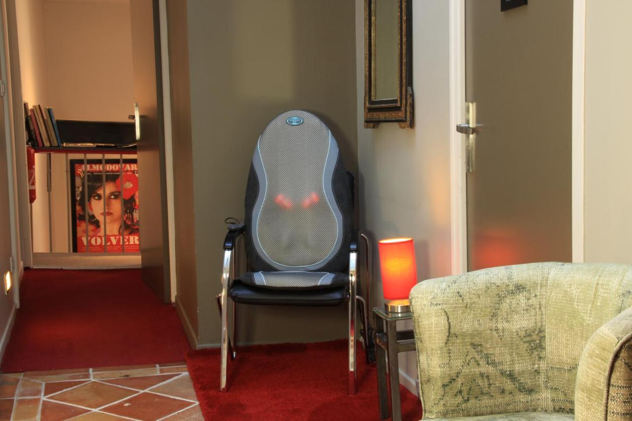 Hotel Des Arts 3*